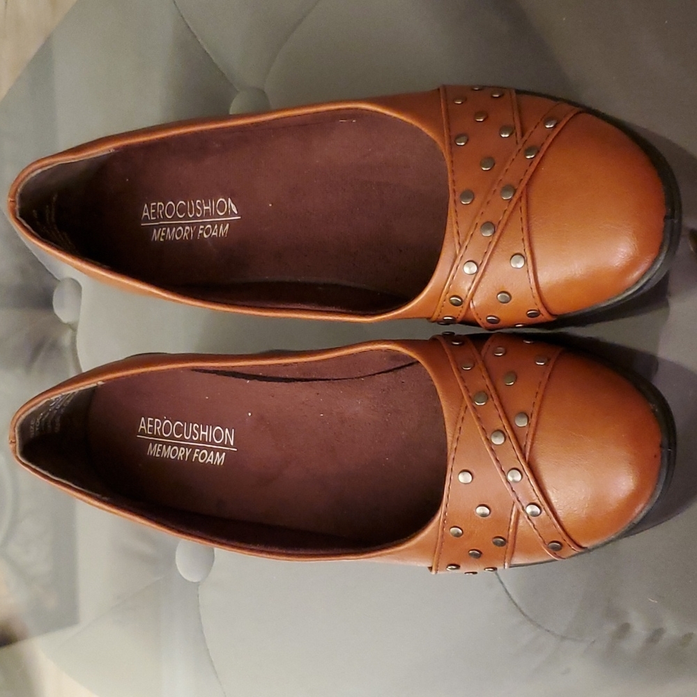 Aerocushion Suzy Memory Foam Shoes